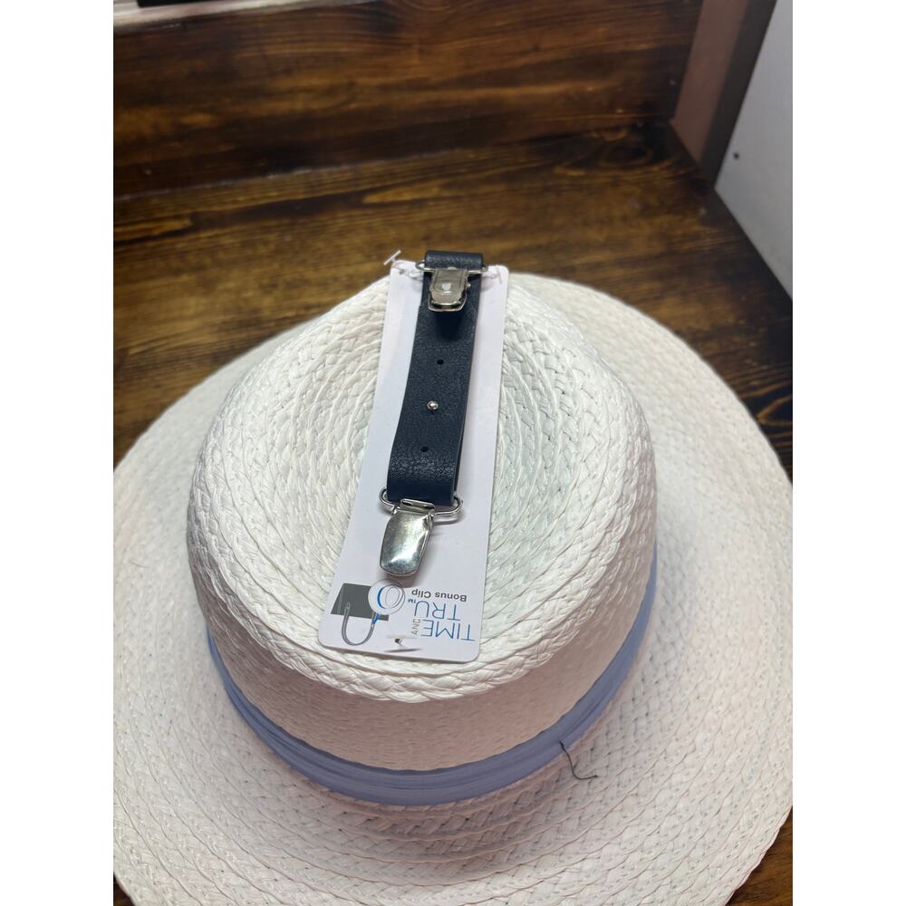 Time And Tru White And Blue Hat‎ - Picture 3 of 6